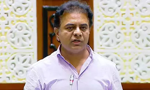 ACB: నాలుగు సెక్షన్ల కింద నాన్‌బెయిలబుల్ కేసు.. స్పందించిన KTR
