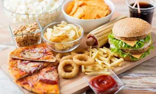 Aging Foods : వీటిని తినేముందు ఆలోచించండి..! ఎందుకంటే..