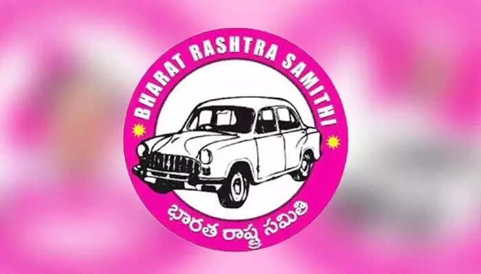BRS: మా అన్నను అరెస్టు చేస్తారా..? ఆరా తీస్తున్న గులాబీ ఎమ్మెల్యేలు BRS: మా అన్నను అరెస్టు చేస్తారా..? ఆరా తీస్తున్న గులాబీ ఎమ్మెల్యేలు