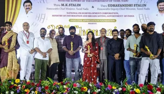 Sai Pallavi : ఉత్తమ నటిగా సాయి పల్లవి, నటుడిగా విజయ్ సేతుపతి Sai Pallavi : ఉత్తమ నటిగా సాయి పల్లవి, నటుడిగా విజయ్ సేతుపతి