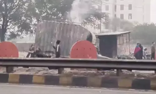 Fire Accident: ఘోర రోడ్డు ప్రమాదం.. అక్కడికక్కడే ఆరుగురు దుర్మరణం, 37 మందికి గాయాలు