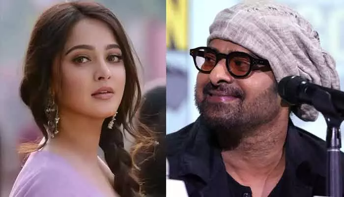 Anushka Shetty: ప్రభాస్ అలా ఉంటాడంటూ అనుష్క శెట్టి ఇంట్రెస్టింగ్ కామెంట్స్.. హాట్ టాపిక్గా మారిన వీడియో Anushka Shetty: ప్రభాస్ అలా ఉంటాడంటూ అనుష్క శెట్టి ఇంట్రెస్టింగ్ కామెంట్స్.. హాట్ టాపిక్గా మారిన వీడియో