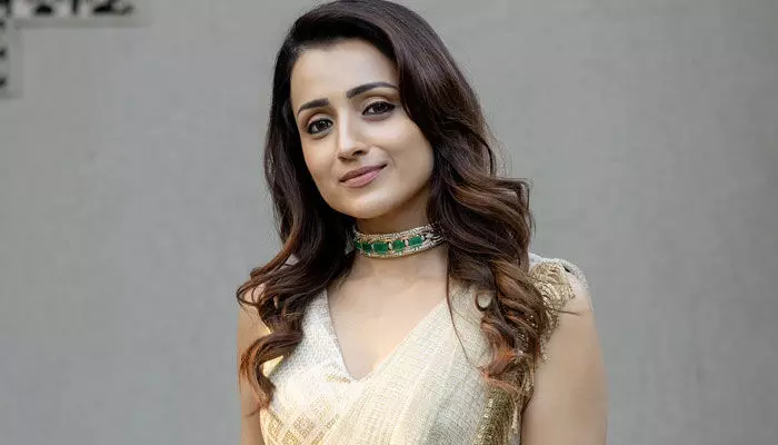 Trisha: ‘మౌనం.. ఆవేశం.. నమ్మకం’.. ఇంట్రెస్టింగ్గా హీరోయిన్ పోస్ట్ Trisha: ‘మౌనం.. ఆవేశం.. నమ్మకం’.. ఇంట్రెస్టింగ్గా హీరోయిన్ పోస్ట్