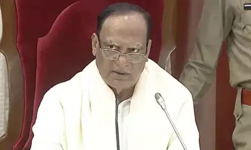 MLCs : మండలిలో సమస్యలపై గళమెత్తిన ఎమ్మెల్సీలు