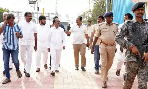 Eatala: అది తట్టుకోలేకే బీజేపీ ఎంపీలపై రాహుల్ దాడి చేశారు.. ఈటల సంచలన వ్యాఖ్యలు
