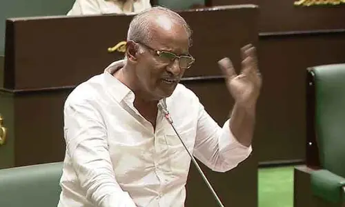 ఆంధ్రా, తెలంగాణ పోలీసుల బదిలీలు చేపట్టాలి: కూనంనేని