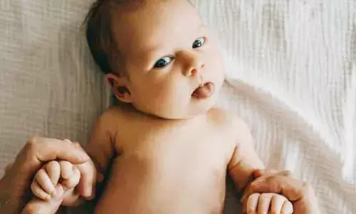 Infant Care: చిన్నపిల్లలు తరచూ నాలుకను బయటపెట్టడానికి కారణం..!