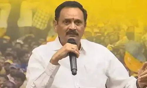 ఎవరబ్బ సొమ్మని బెనిఫిట్ షోలు వేస్తున్నారు: టీడీపీ ఎమ్మెల్యే తీవ్ర ఆగ్రహం