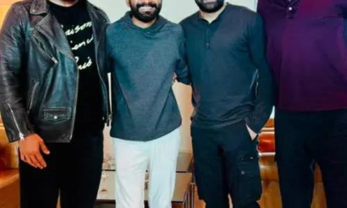 ఒకే ఫ్రేమ్‌లో ఇద్దరు స్టార్ హీరోస్.. నా ఫేవరేట్ అంటూ డైరెక్టర్ ఇంట్రెస్టింగ్ పోస్ట్
