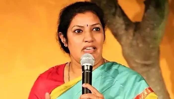 Purandeswari: అంబేద్కర్ను అన్ని విధాల అవమానించింది కాంగ్రెస్సే.. పురందేశ్వరి కీలక వ్యాఖ్యలు Purandeswari: అంబేద్కర్ను అన్ని విధాల అవమానించింది కాంగ్రెస్సే.. పురందేశ్వరి కీలక వ్యాఖ్యలు