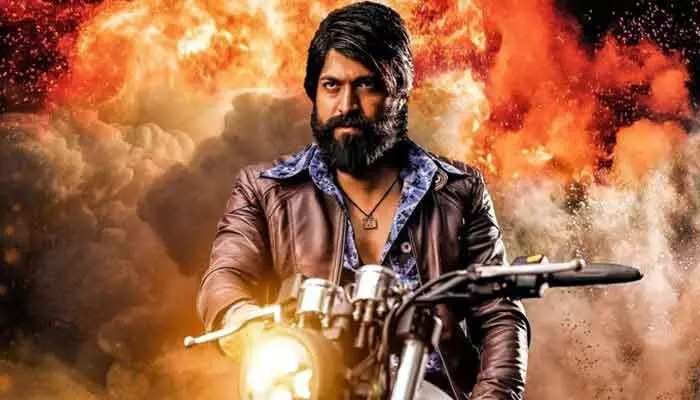 విలన్ పాత్రకు రూ. 200 కోట్లు!.. హాట్ టాపిక్గా మారిన స్టార్ హీరో రెమ్యునరేషన్! విలన్ పాత్రకు రూ. 200 కోట్లు!.. హాట్ టాపిక్గా మారిన స్టార్ హీరో రెమ్యునరేషన్!