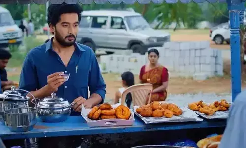 Karthika Deepam: వంటలక్కతో బజ్జి తింటున్న కార్తీక్ బాబు