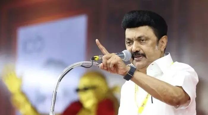 Anna University: అన్నా యూనివర్సిటీలో యువతిపై లైంగిక దాడి Anna University: అన్నా యూనివర్సిటీలో యువతిపై లైంగిక దాడి