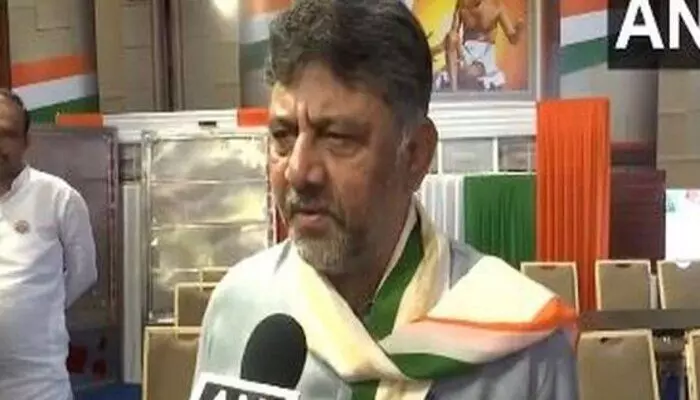 Karnataka: డిసెంబర్ 27న జై బాపు, జై భీమ్, జై సంవిధాన్ ర్యాలీ: కర్ణాటక డిప్యూటీ సీఎం శివకుమార్ Karnataka: డిసెంబర్ 27న జై బాపు, జై భీమ్, జై సంవిధాన్ ర్యాలీ: కర్ణాటక డిప్యూటీ సీఎం శివకుమార్