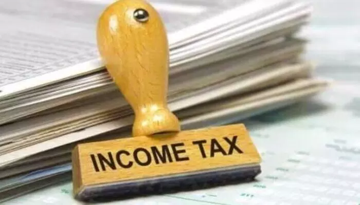 Union Budget: బడ్జెట్లో ఆదాయపు పన్ను రేట్లు తగ్గే అవకాశం Union Budget: బడ్జెట్లో ఆదాయపు పన్ను రేట్లు తగ్గే అవకాశం