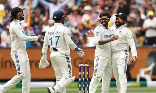 AUS vs IND, 4th Test:టాస్ గెలిచి బ్యాటింగ్ చేస్తున్న ఆస్ట్రేలియా.. హీట్ పెంచిన కోహ్లీ