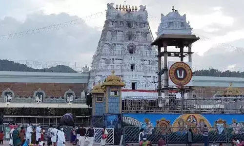 Tirumala Samacharam: తిరుమలలో పెరిగిన భక్తుల రద్దీ.. శ్రీవారి దర్శనానికి 20 గంటల సమయం
