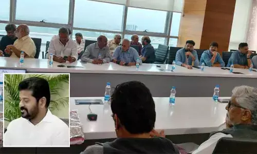TG Govt.: సీఎంతో సినీ ఇండస్ట్రీ పెద్దల భేటీ షురూ.. ప్రభుత్వం కీలక ప్రతిపాదనలు