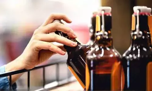 Andhra Pradesh:ఏపీలో జోరుగా పొరుగు రాష్ట్రాల మద్యం!