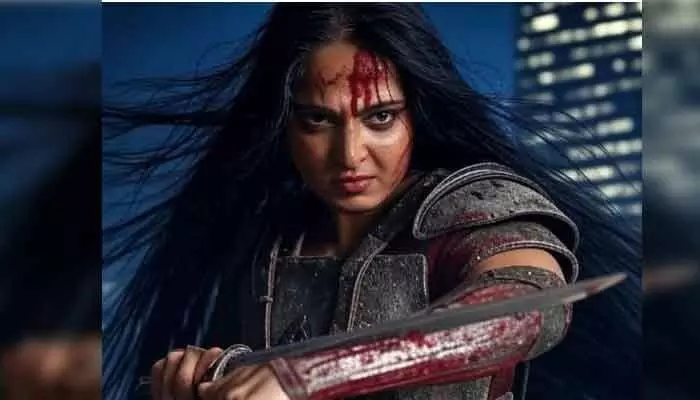 Bloody sweet blood.. మరో ఇంట్రెస్టింగ్ ఫొటో షేర్ చేసిన అనుష్క Bloody sweet blood.. మరో ఇంట్రెస్టింగ్ ఫొటో షేర్ చేసిన అనుష్క