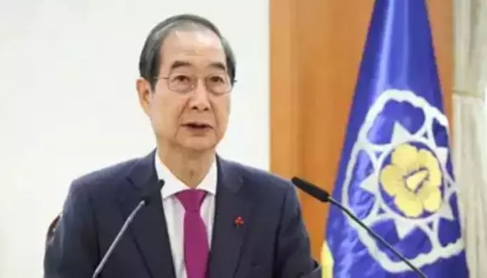 South Korea : మొన్న దేశ అధ్యక్షుడిని.. ఇప్పుడు తాత్కాలిక అధ్యక్షుడిని ఇంటికి పంపారు South Korea : మొన్న దేశ అధ్యక్షుడిని.. ఇప్పుడు తాత్కాలిక అధ్యక్షుడిని ఇంటికి పంపారు