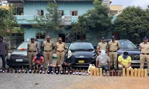 Excise police : శంషాబాద్‌లో ఎక్సైజ్‌ పోలీసుల దాడులు