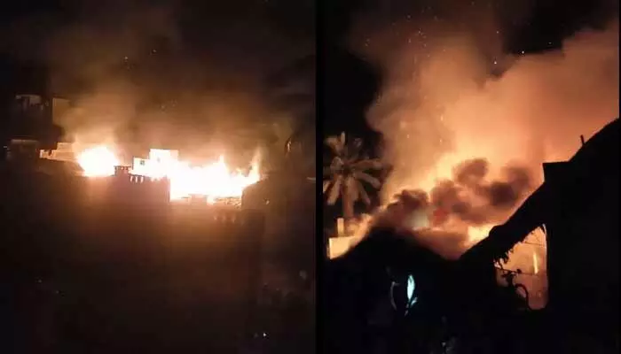 Fire Accident: విజయనగరం జిల్లాలో భారీ అగ్ని ప్రమాదం.. పది ఇళ్లు దగ్ధం Fire Accident: విజయనగరం జిల్లాలో భారీ అగ్ని ప్రమాదం.. పది ఇళ్లు దగ్ధం