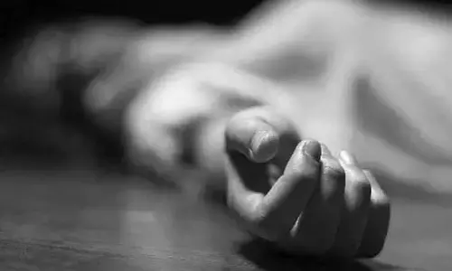 Tragedy: రాష్ట్రంలో మరో ఘోరం.. ఉరేసుకుని మూకుమ్మడిగా కుటుంబం ఆత్మహత్య