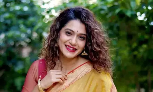 ఘోర ప్రమాదం.. హీరోయిన్ కారు ఢీకొని ఒకరు స్పాట్ డెడ్