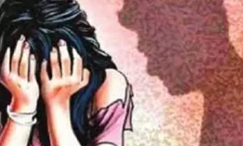వేధింపులతో మహిళ వీఓఏ ఆత్మహత్యాయత్నం