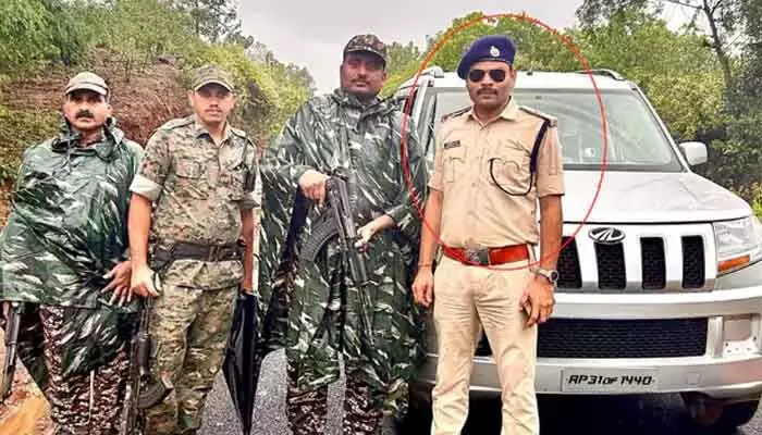 Breaking: నకిలీ ఐపీఎస్ ప్రకాష్రావు అరెస్ట్.. రిమాండ్ Breaking: నకిలీ ఐపీఎస్ ప్రకాష్రావు అరెస్ట్.. రిమాండ్
