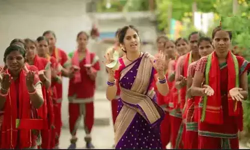 Pushpa 2 : పుష్ప 2 షో తొక్కిసలాటపై సెటైరికల్ సాంగ్ వైరల్