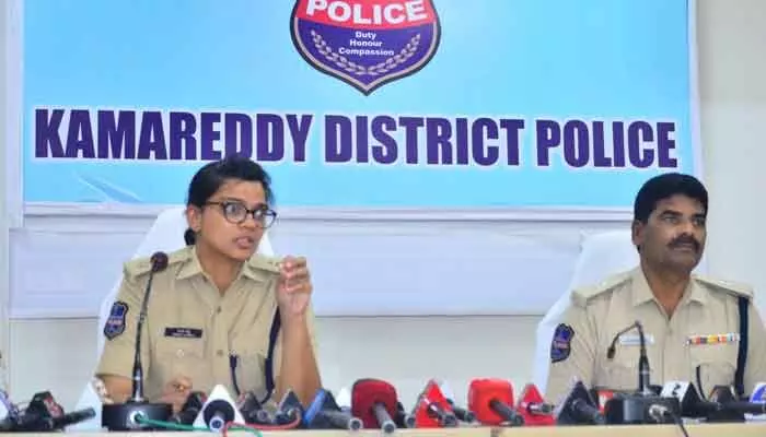 కామారెడ్డి ఘటనలో విచారణ కొనసాగుతోంది కామారెడ్డి ఘటనలో విచారణ కొనసాగుతోంది