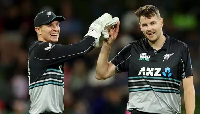 NZ vs SL : రెండో టీ20లోనూ శ్రీలంక చిత్తు.. టీ20 సిరీస్ కివీస్ వశం NZ vs SL : రెండో టీ20లోనూ శ్రీలంక చిత్తు.. టీ20 సిరీస్ కివీస్ వశం