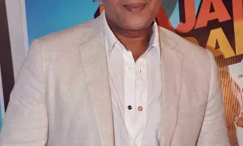‘అమ్మాయిలా చీర కట్టుకుని ఆ పని చేయడంతో నాన్న తోలు ఊడిపోయేలా కొట్టాడు’.. టాలీవుడ్ విలన్ షాకింగ్ కామెంట్స్