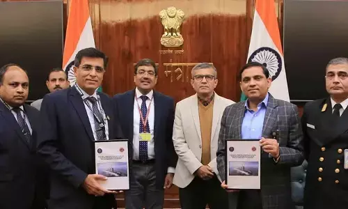 Defence: జలాంతర్గాముల సామర్థ్యం పెంపు.. రెండు కీలక ఒప్పందాలపై రక్షణ మంత్రిత్వ శాఖ సంతకం