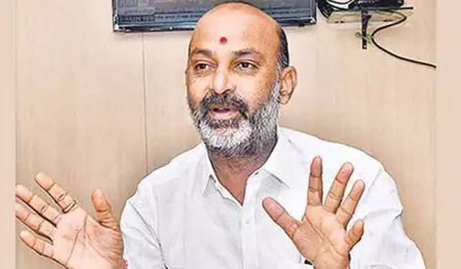 Bandi Sanjay : కాంగ్రెస్ ఏడాది పాలన ప్రత్యక్ష నరకమే : బండి సంజయ్ Bandi Sanjay : కాంగ్రెస్ ఏడాది పాలన ప్రత్యక్ష నరకమే : బండి సంజయ్