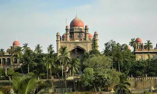TG High Court: ఫార్ములా ఈ-కారు రేసు కేసులో కొనసాగుతోన్న వాదనలు.. విచారణ మధ్యాహ్నానికి వాయిదా