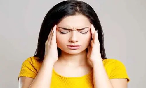 Headache: టైంకు తినకపోతే తలనొప్పి వస్తుందా..?