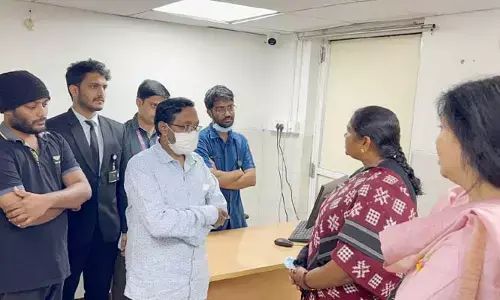 Seethakka: శ్రీతేజ్ త్వరగా కోలుకొని బయటకు రావాలి