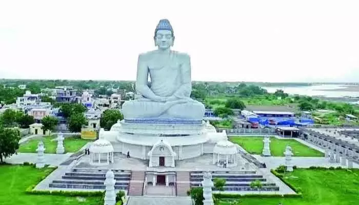 గుడ్ న్యూస్: అమరావతి నిర్మాణాలకు టెండర్లు పిలిచిన ప్రభుత్వం గుడ్ న్యూస్: అమరావతి నిర్మాణాలకు టెండర్లు పిలిచిన ప్రభుత్వం
