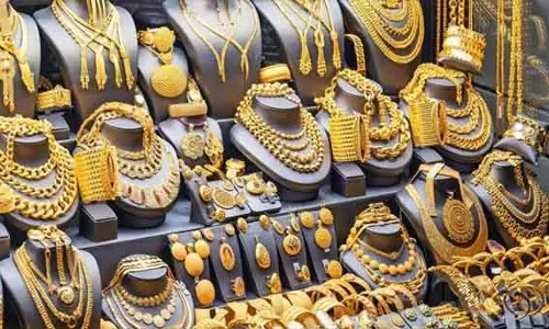 Gold Prices : కొత్త ఏడాదిలో తులం బంగారం 90వేలకు పరుగు !