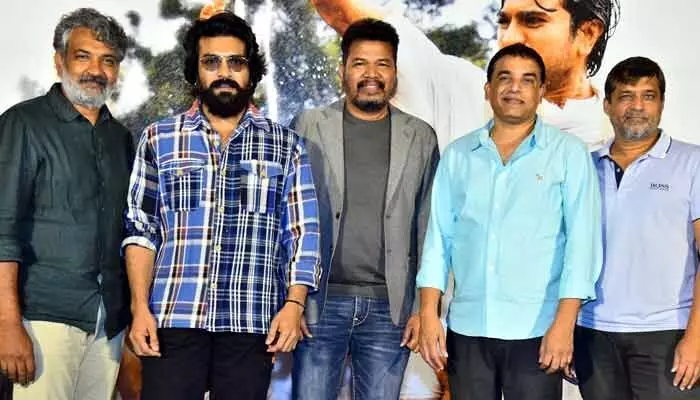 Game Changer: ప్రతీ షాట్, సీన్ ఎగ్జైట్మెంట్ను ఇచ్చింది.. ‘గేమ్ చేంజర్’ ట్రైలర్పై రాజమౌళి Game Changer: ప్రతీ షాట్, సీన్ ఎగ్జైట్మెంట్ను ఇచ్చింది.. ‘గేమ్ చేంజర్’ ట్రైలర్పై రాజమౌళి