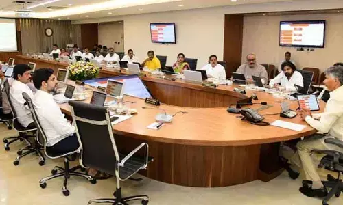 Cabinet Meeting: కూటమి సర్కార్ కీలక నిర్ణయం.. భవనాలు, లేఅవుట్ల అనుమతులు మున్సిపాటీలకు