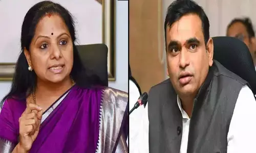 MP Chamala: మీ నాయన ఫామ్‌హౌస్‌ ముందు చేయు ధర్నా.. ఎంపీ చామల హాట్ కామెంట్స్