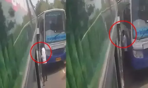 Viral: అదృష్టవంతుడివి రా బాబు! రెండు బస్సుల మధ్య ఇరుక్కున్నా ప్రాణాలతో ఎలా?