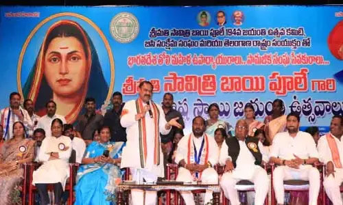 PCC Chief Mahesh Kumar Goud : కామారెడ్డి బీసీ డిక్లరేషన్ కి కట్టుబడి ఉన్నాం : పీసీసీ చీఫ్ మహేష్ కుమార్ గౌడ్