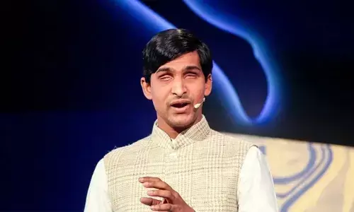 చీక‌టిలో వెలుగులు.!