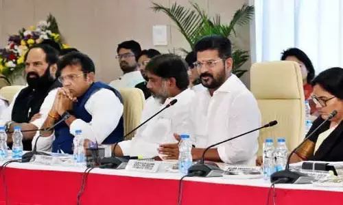 Telangana Cabinet Meeting : కొనసాగుతున్న కేబినేట్ మీటింగ్.. భారీగా ఉద్యోగ నోటిఫికేషన్లు