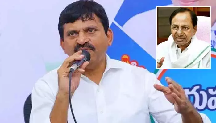 Minister Ponguleti: మొదట్లో కాలు విరిగింది.. మరి ఇప్పుడేమైంది: కేసీఆర్పై మంత్రి పొంగులేటి సెటైర్లు Minister Ponguleti: మొదట్లో కాలు విరిగింది.. మరి ఇప్పుడేమైంది: కేసీఆర్పై మంత్రి పొంగులేటి సెటైర్లు